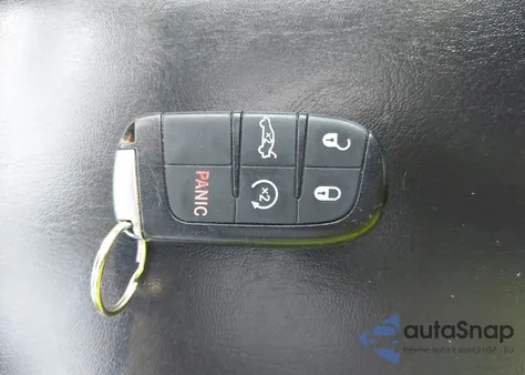 2015 Chrysler 300 300S из США, поврежденный, VIN 2C3CCAGG7FH900349